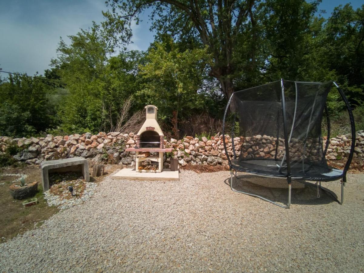Holiday House Tos-Vila With Heated Pool Vrbnik Kültér fotó
