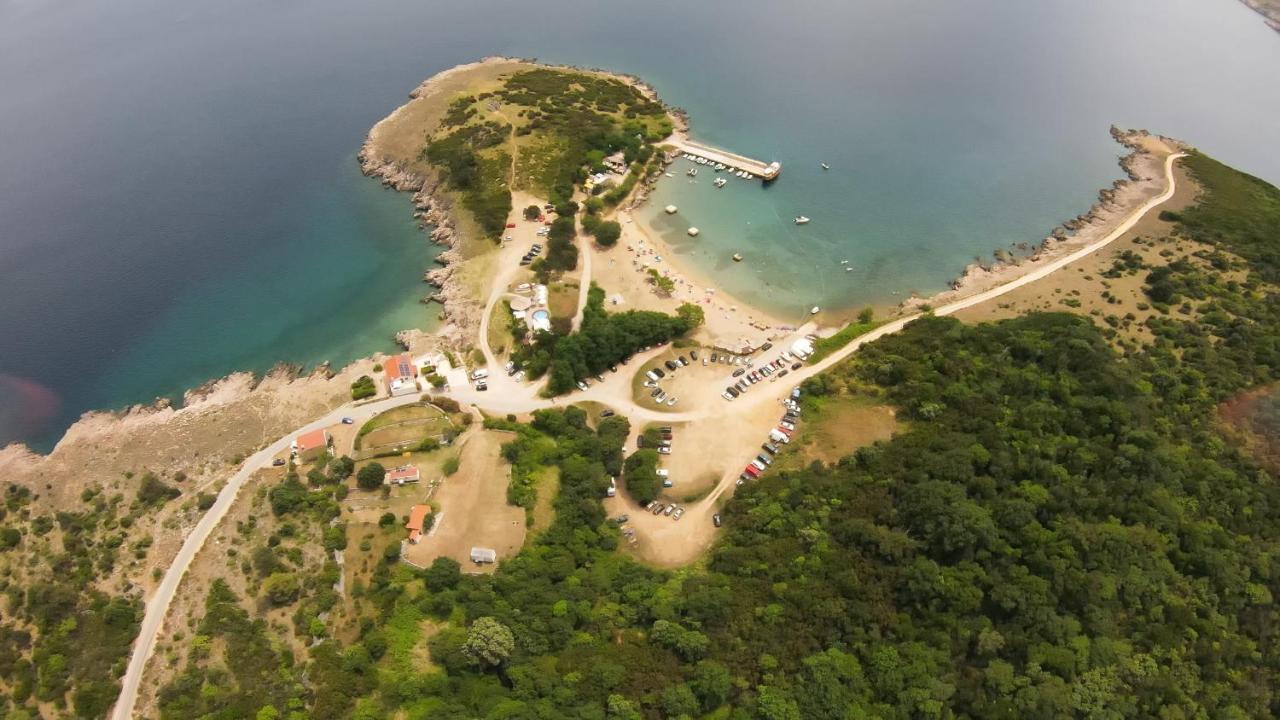 Holiday House Tos-Vila With Heated Pool Vrbnik Kültér fotó